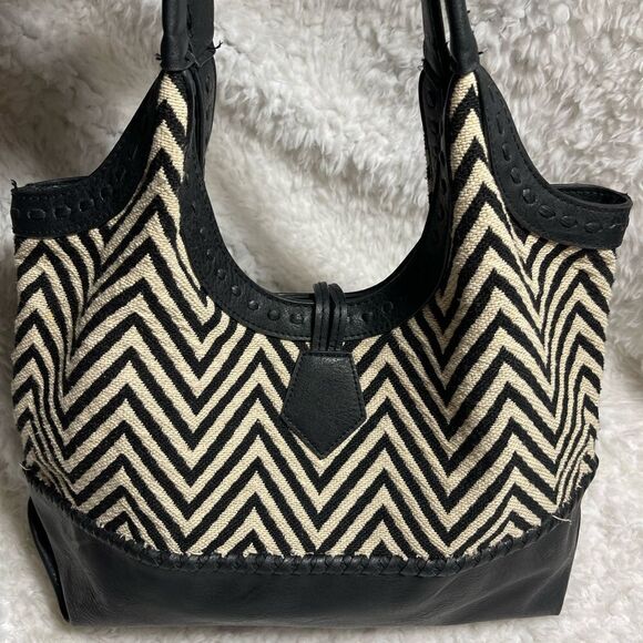 Big Buddha Boho Black &beige zigzag fabric black faux leather trim stitch accent - Picture 3 of 11